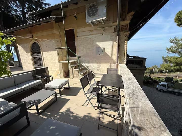 Terrace 2 — photo 1