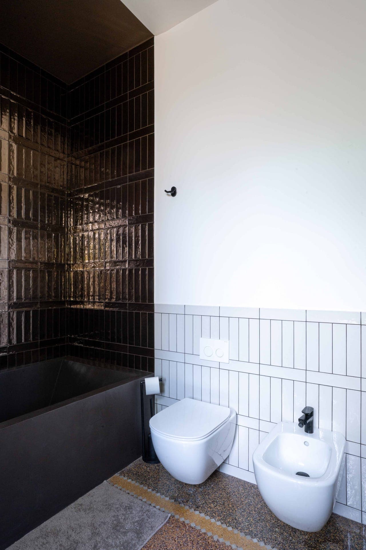 Guest Bathroom — photo 2